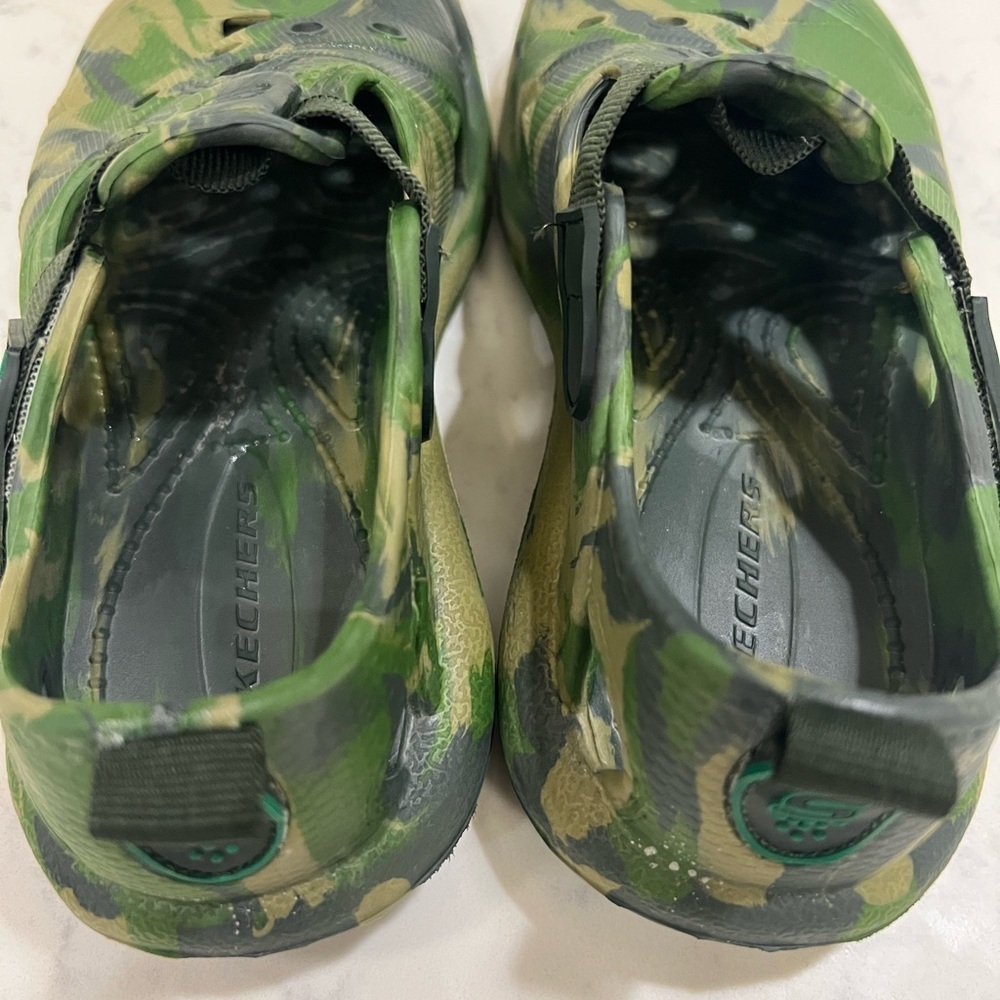 Skechers Kids Camouflage Clogs - Picture 7 of 10
